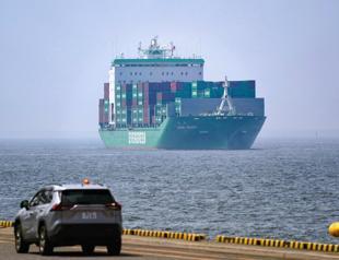 Trump says new tariff deadline not 100 percent firm