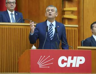 CHP vows continued rallies after three mayors’ detention