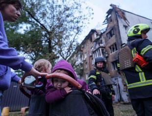 Rubio to meet Russias Lavrov as strikes pound Kiev