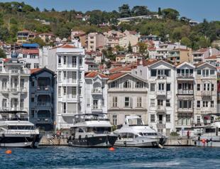 Istanbul officials issue demolition orders for iconic Bosphorus venues