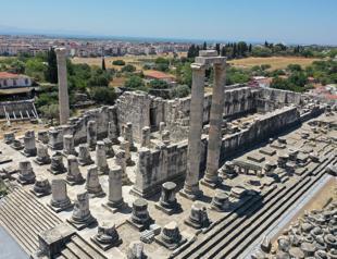 Night museum visits set to begin at Apollon Temple