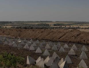 Russia says took new village in Ukraines Donetsk region