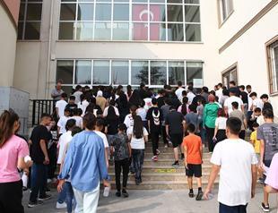 Unprecedented top scores in Türkiye’s high school entrance exam sparks debate