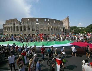 In Melonis Italy, left-wing parties struggle