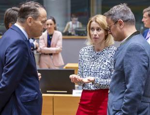 Divided EU leaves action against Israel on Gaza on table