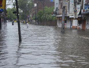 Heavy monsoon rains in Pakistan kill 54 people in 24 hours