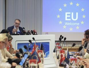 EU eases Schengen visa rules for Turks
