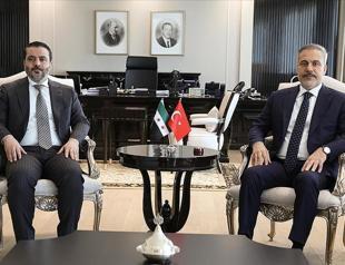 Turkish FM discusses developments in Syria with Syrian counterpart, US envoy