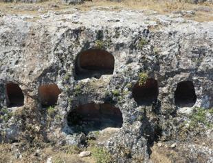Roman-era tombs and traces of Bronze Age found in Adıyaman