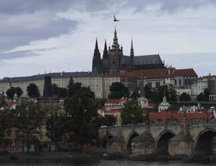 The 700-year-old Prague cathedral gets a new voice