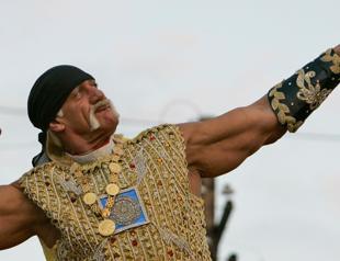 Hulk Hogan, icon in professional wrestling, dies at age 71