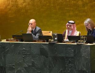 ‘No alternative to two-state solution for Israel, Palestinians: France