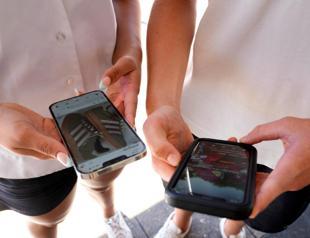 Australia to ban under-16s from YouTube