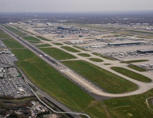 Heathrow unveils £49 bln expansion plan for third runway