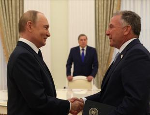 Putin meets US envoy Witkoff ahead of sanctions deadline