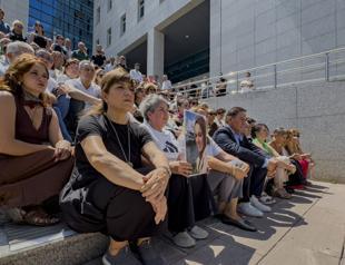 Parliament staff, lawmakers hold protest over femicide of employee