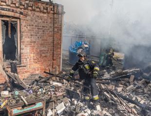 European leaders urge more pressure on Russia