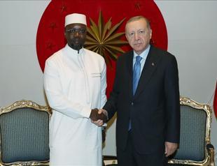 Erdoğan receives Senegals Sonko in Istanbul