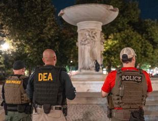 Trump says placing Washington police under federal control