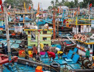 India reels from US tariff hike threat