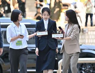 South Korean party HQ raided after ex-first lady arrested