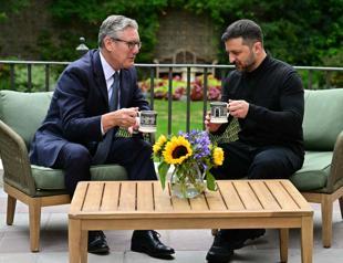 UK PM hosts Zelensky in London on eve of US-Russia summit