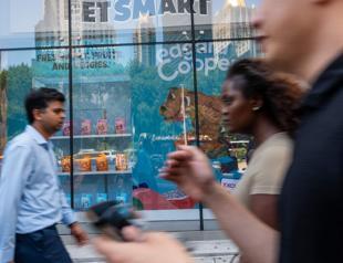 US producer inflation highest in three years, clouding Fed outlook