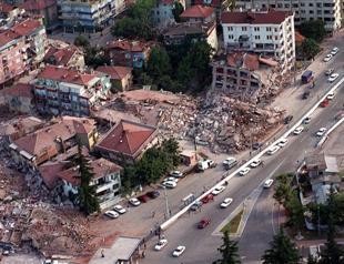 Türkiye commemorates victims of 1999 earthquake on 26th year