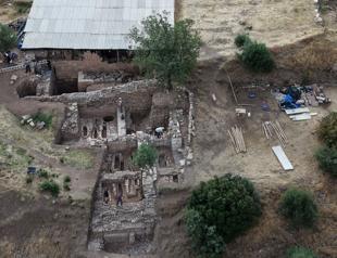 Remains of Lydian Palace unearthed in Sardis