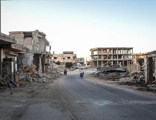 Syria commission says more than 300,000 may have gone missing since 1970s