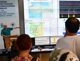 Istanbul’s Kandilli Observatory opens doors to public on quake anniversary