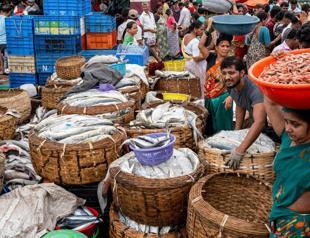 India’s Modi seeks to boost demand with tax reductions