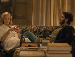 Venice welcomes Roberts, Clooney to festival