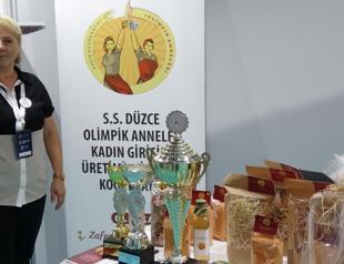 ‘Olympic mothers’ turn homemade foods into sports sponsorship