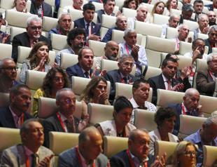 Election body reinstates CHP congresses in Istanbul districts