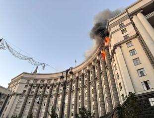 Trump threatens Russia with sanctions after biggest aerial attack on Ukraine