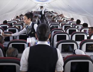 Airlines to provide complimentary water, minister announces