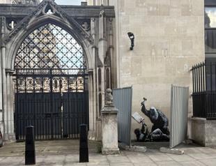 New Banksy artwork challenges UKs protest crackdown
