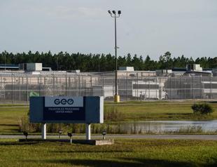 S Korea sends plane to fetch detained workers from US