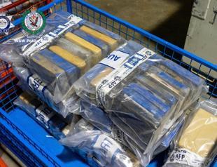 El Salvador seizes 1.4 tons of cocaine floating in Pacific