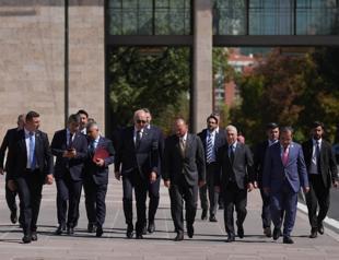 Parliamentary panel hears business groups in anti-terror push