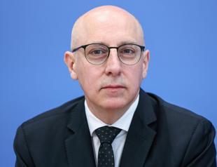 Turkish-born security expert to lead Germanys spy agency