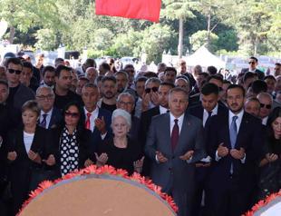 Menderes remembered on 62nd anniversary of execution