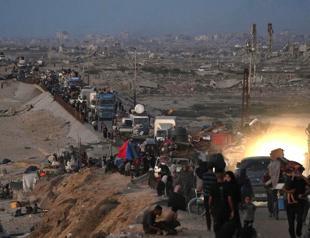Palestinians flee Gaza City in face of deadly Israeli offensive