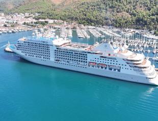 Tourism sector eyes strong demand through November