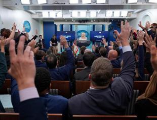 Foreign journalists face uncertain future in US