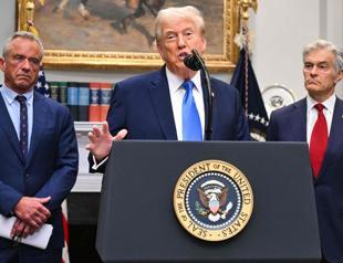 Trump ties autism risk to Tylenol as scientists urge caution