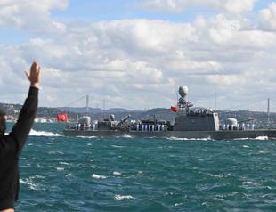 Turkish navy marks Preveza Victory with Bosphorus parade