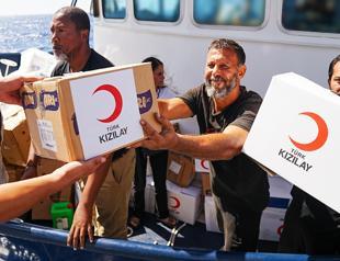 Turkish Red Crescent supplies Gaza aid flotilla after ship evacuation