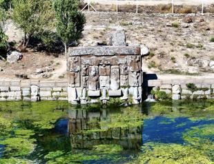 Ancient Hittite water monument still flowing